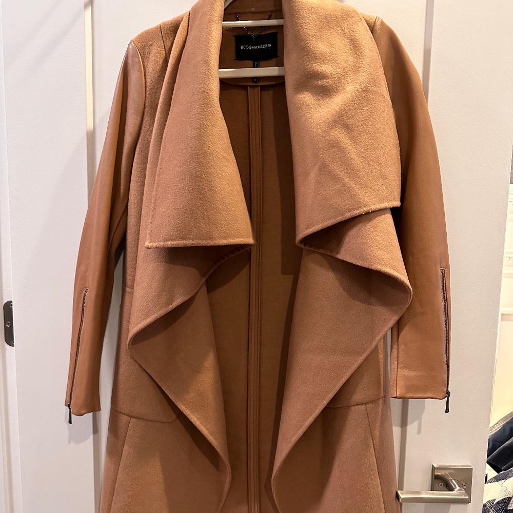 BCBGMAXAZRIA XS camel coat